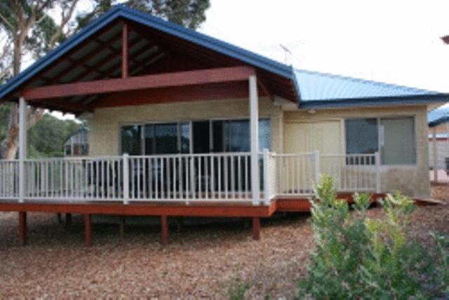 Cosy Corner Beach Cottages Kronkup Room photo
